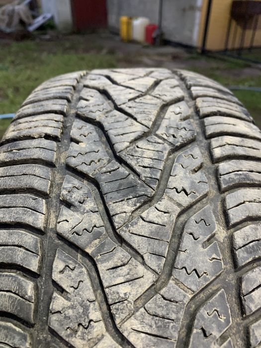 Шини 4 шт 205/55/16