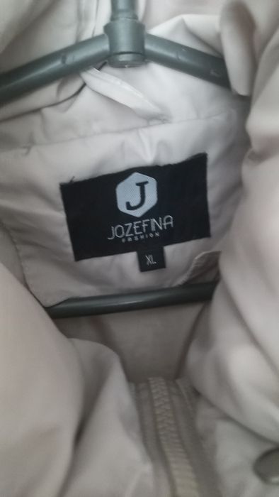 Куртка тепла зима.