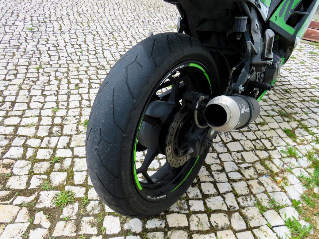 Kawasaki Ninja 300 A2