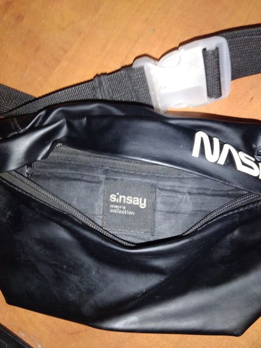 Продам срочно!ету колекцию шапку і сумочку