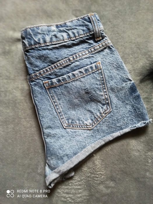 Джинсові шорти жіночі короткі