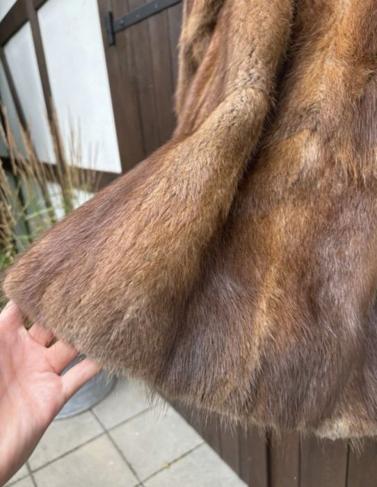 Prawdziwe futro z norek płaszcz brązowy długi