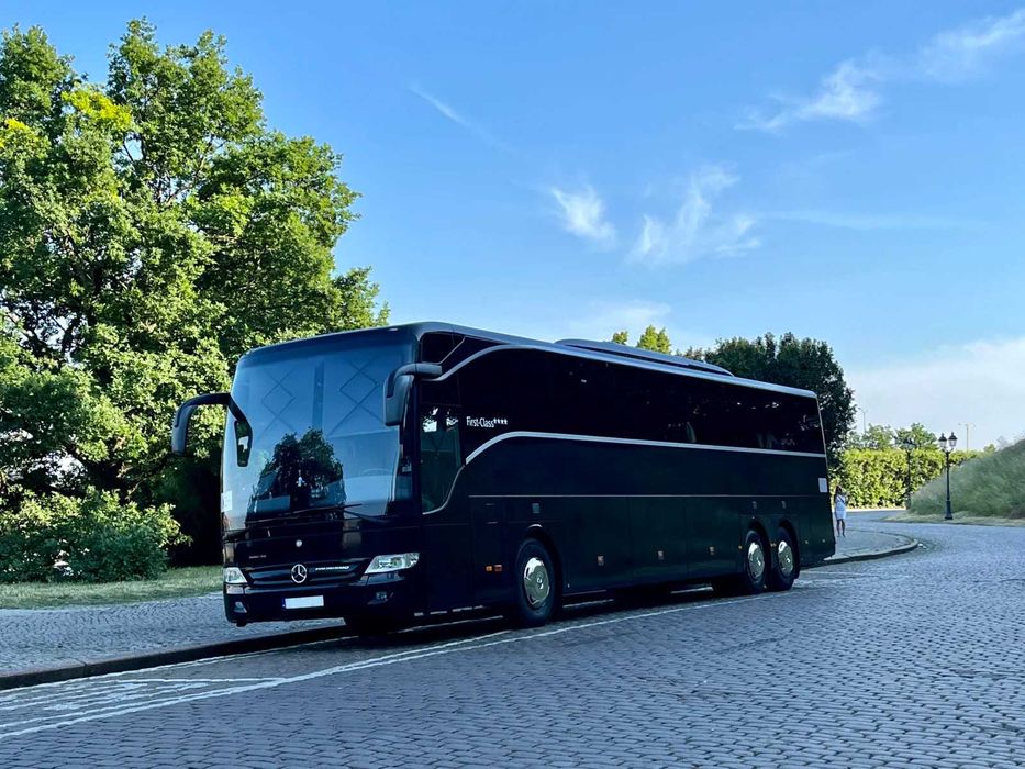 Mercedes Tourismo 17 RHD