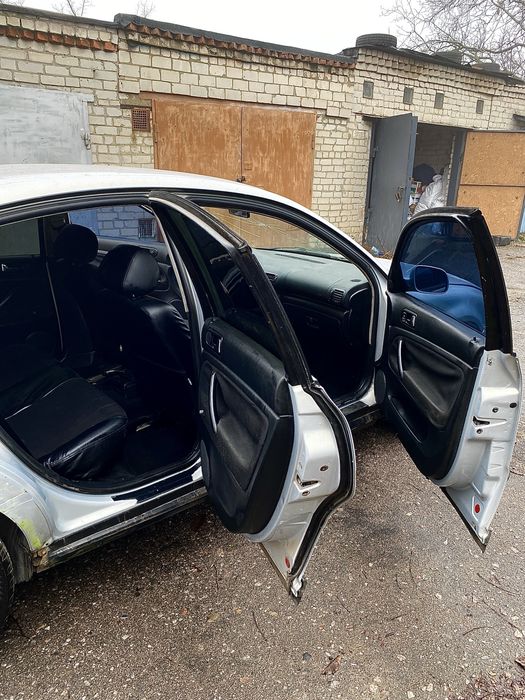 Фольцваген Пассат 1.8 газ бензин