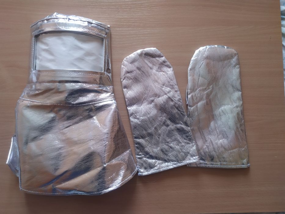 Огнеупорный комплект для пожарных.