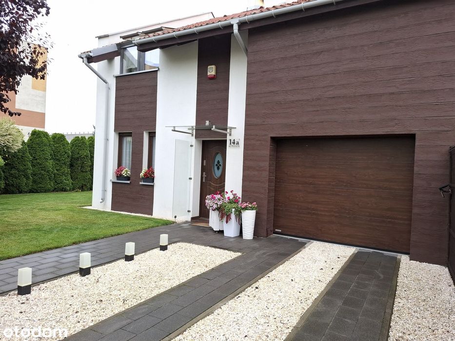 Dom w zabudowie szeregowej 138 m2 z ogrodem i garażem