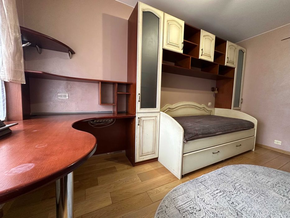 Меблі в дитячу кімнату (дворівневе ліжко)