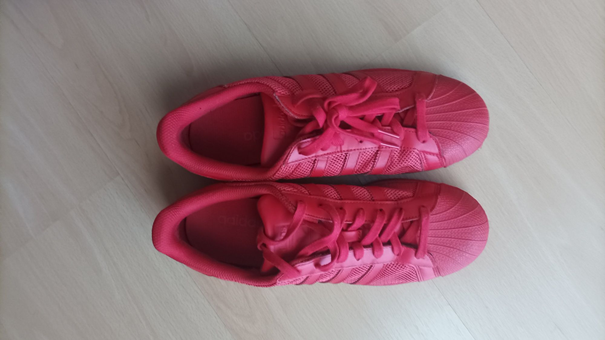 Adidas Vermelhos (42) (Verão)