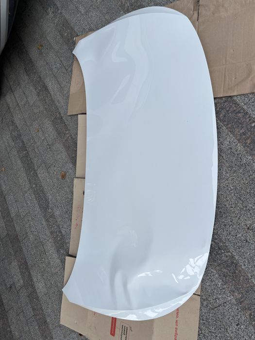Продам капот ad-4 під ремонт