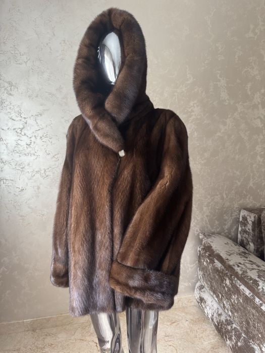 Норкова шуба , норка  , великий розмір .