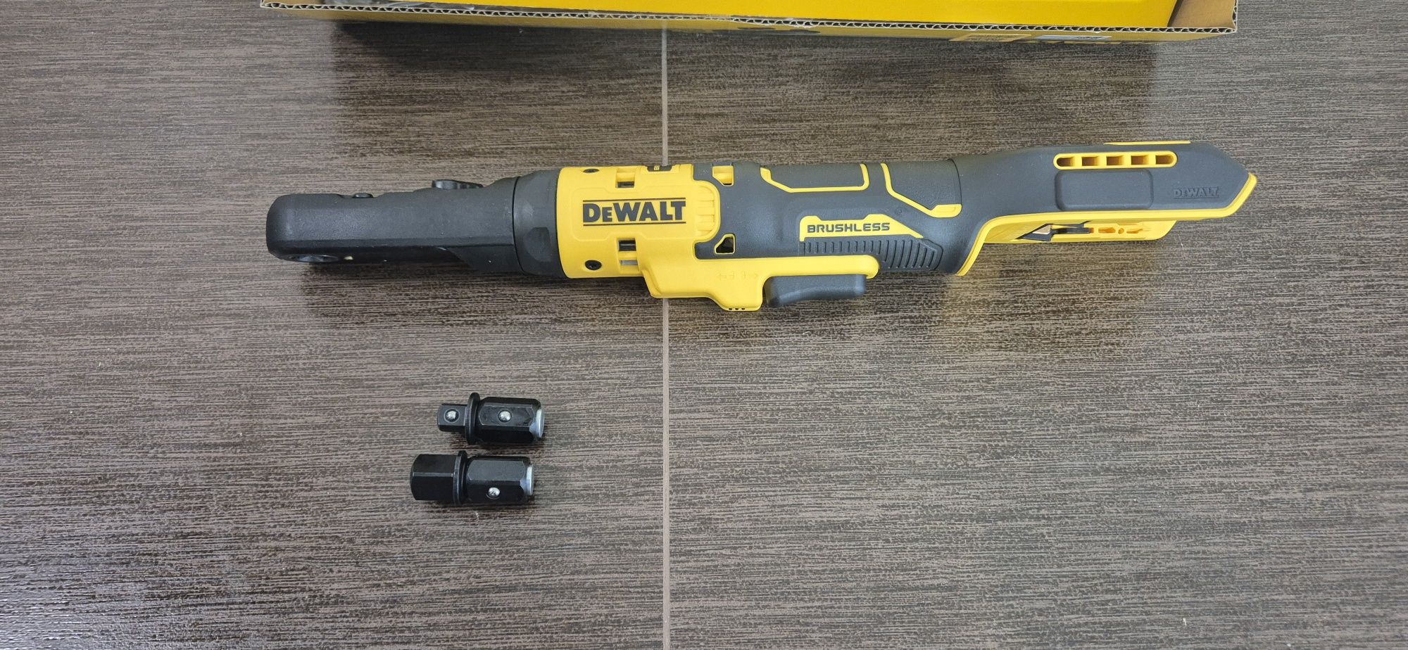 DeWALT DCF510 akumulatorowa grzechotka przelotowa