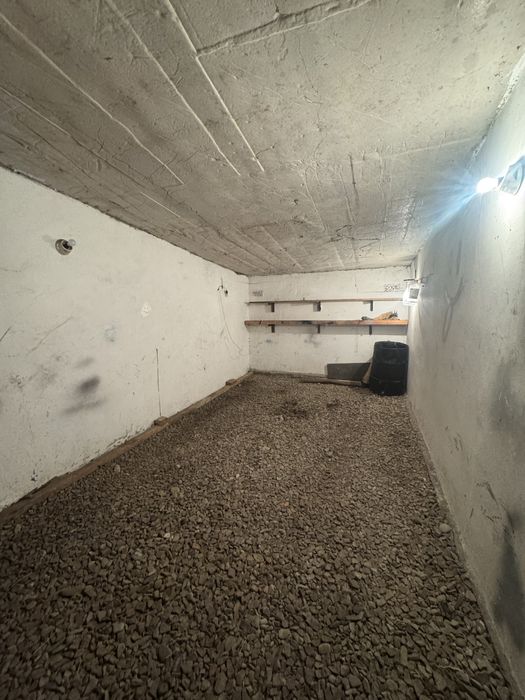 Здам гараж вул кармелюка кооператив 3