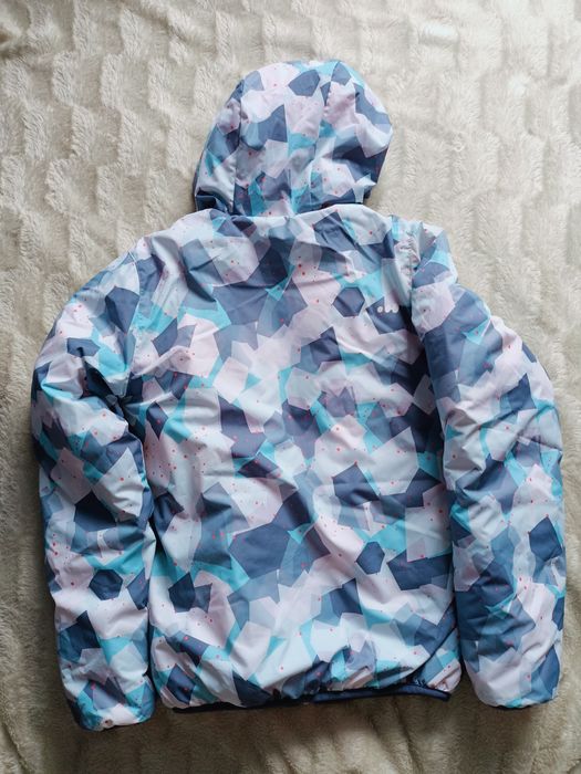 Продам зимову куртку на дівчинку