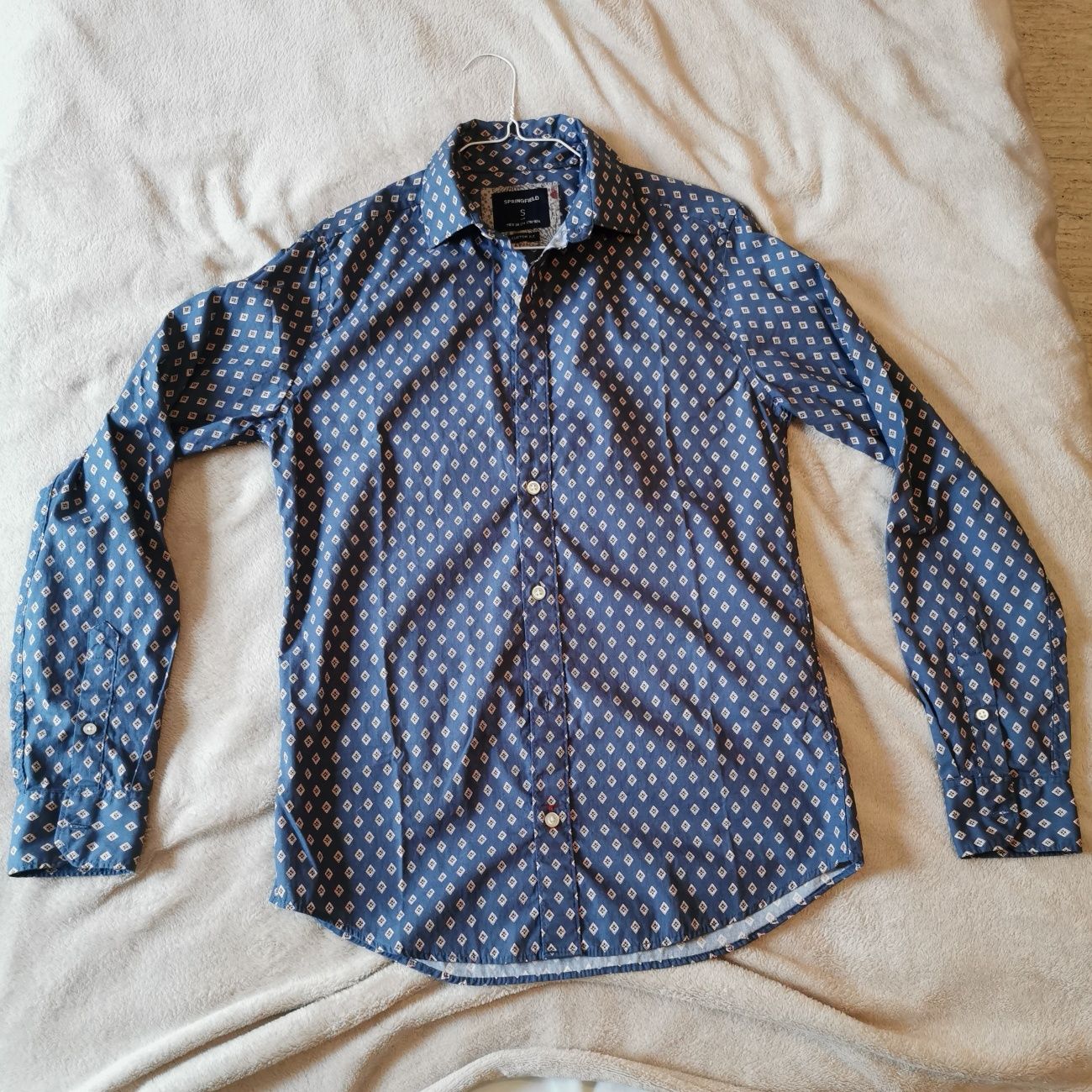 Camisa com padrão da Springfield tamanho S Custom Fit