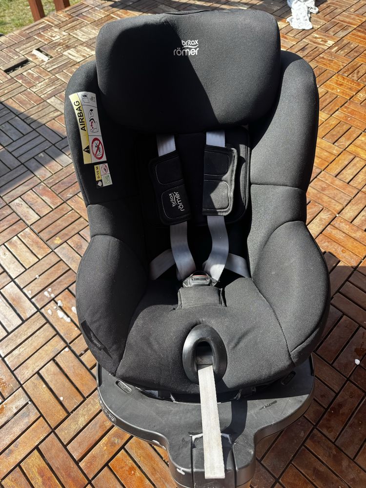 Britax romer dualfix M-size
