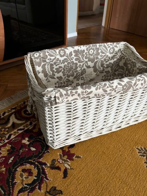 Kosz wiklinowy,duży