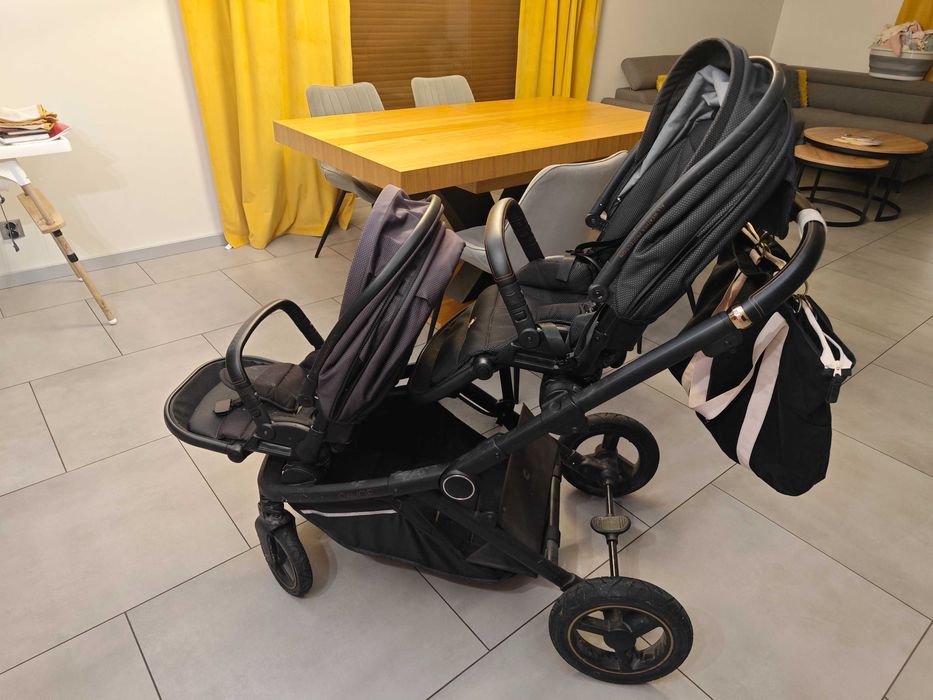 Wózek rok po roku Cavoe Głęboko-Spacerowy Bliźniaczy