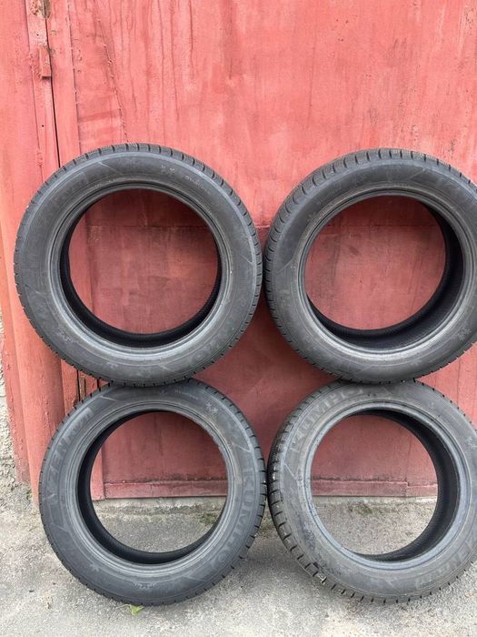 Зима KUMHO  235/55/18