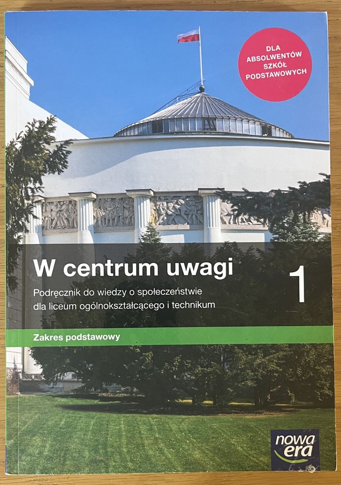 W centrum uwagi 1 podręcznik do liceum i technikum