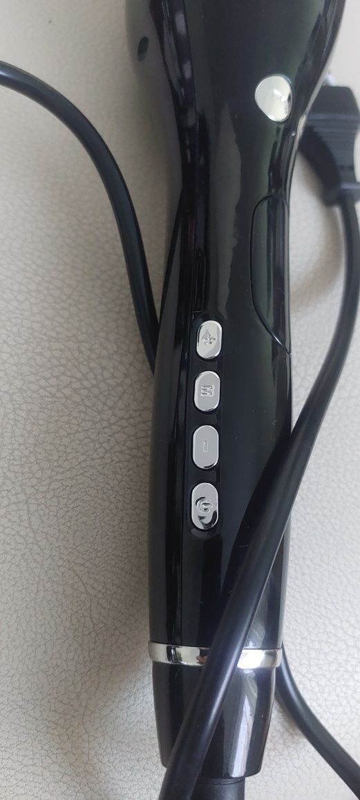 Lokówka ceramiczna do stylizacji włosów z wyświetlaczem LCD