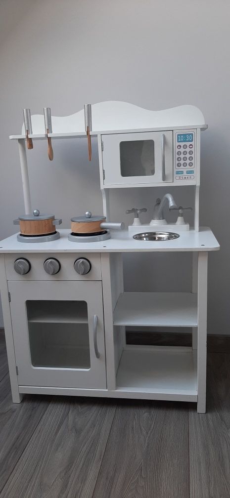 Kuchnia drewniana dla dzieci z akcesoriami