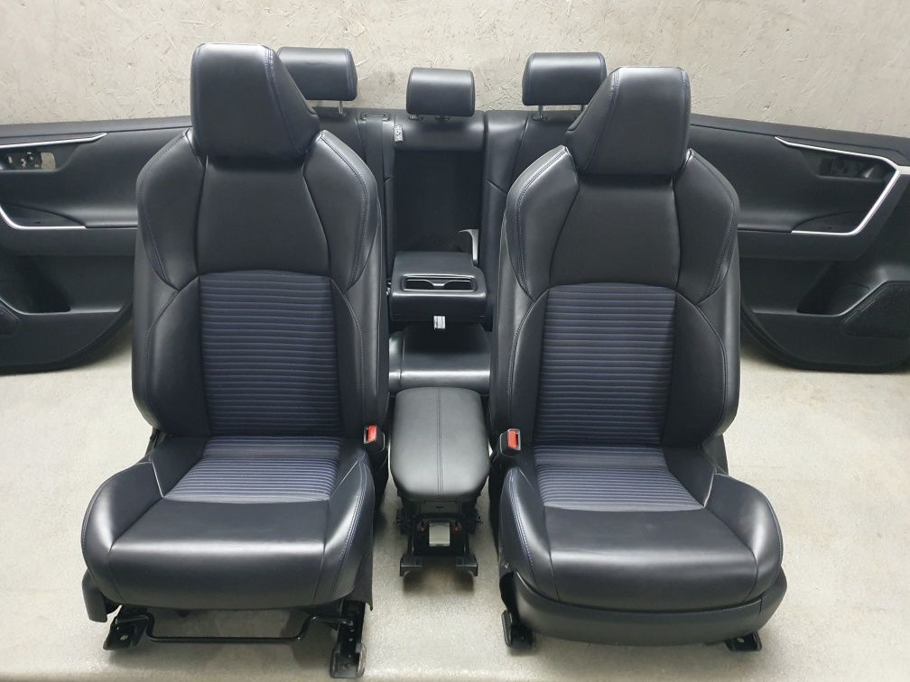Салон шкіряний сидіння  Rav4 V50 2019-2023 Розборка оригінал