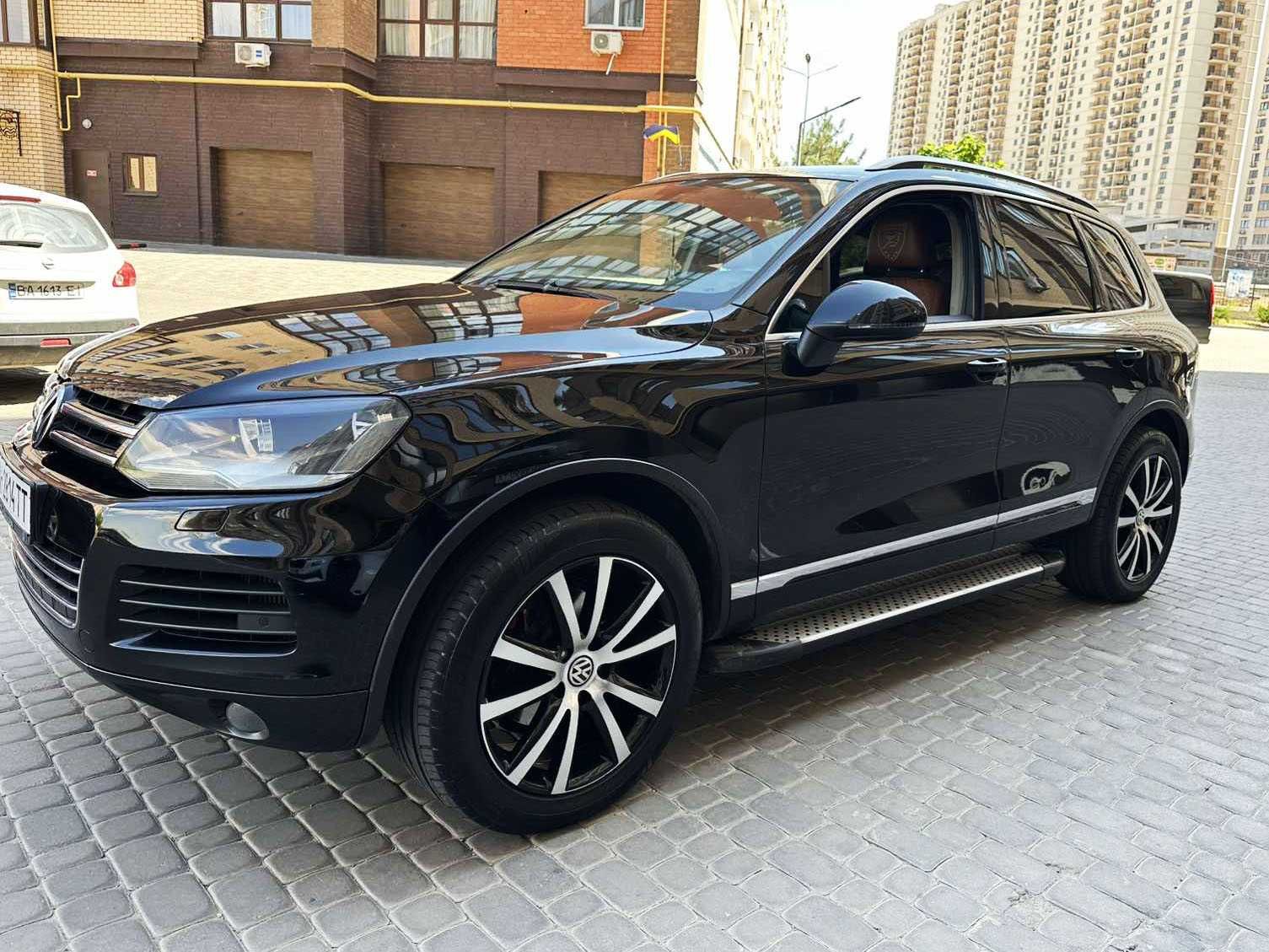 Официальный VW Touareg 4WD 3.0 TDI 2012 год