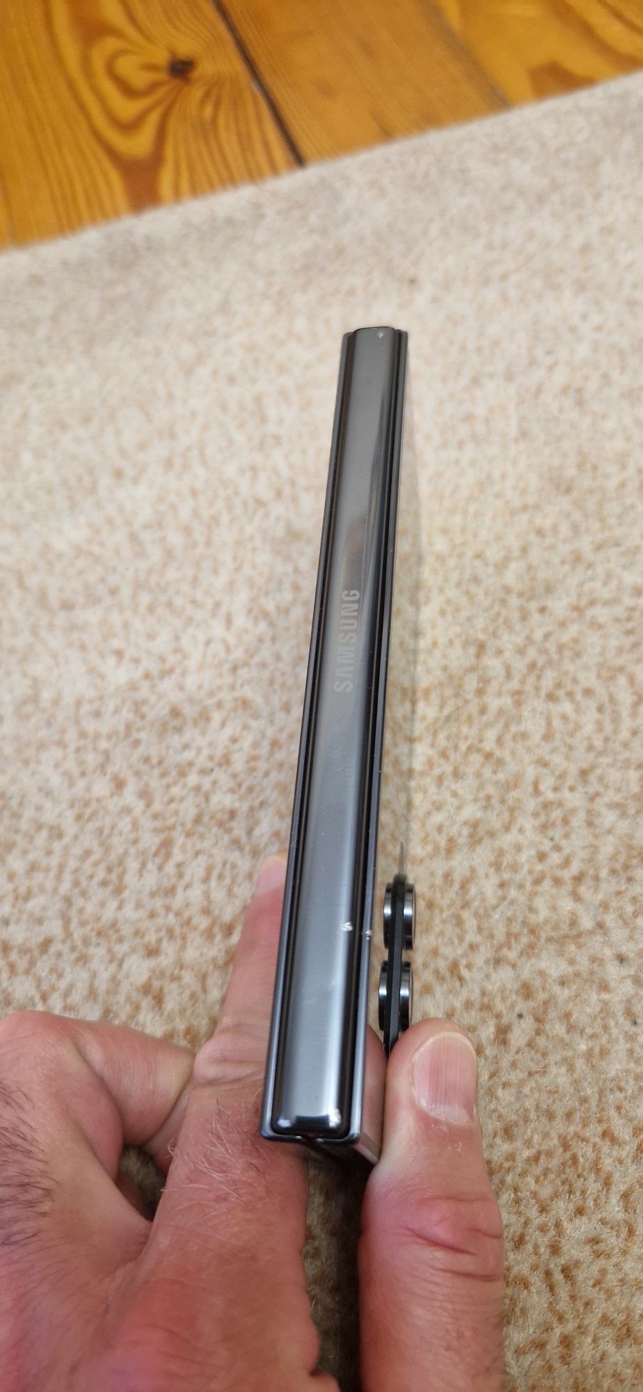 Samsung Galaxy Z Fold 5