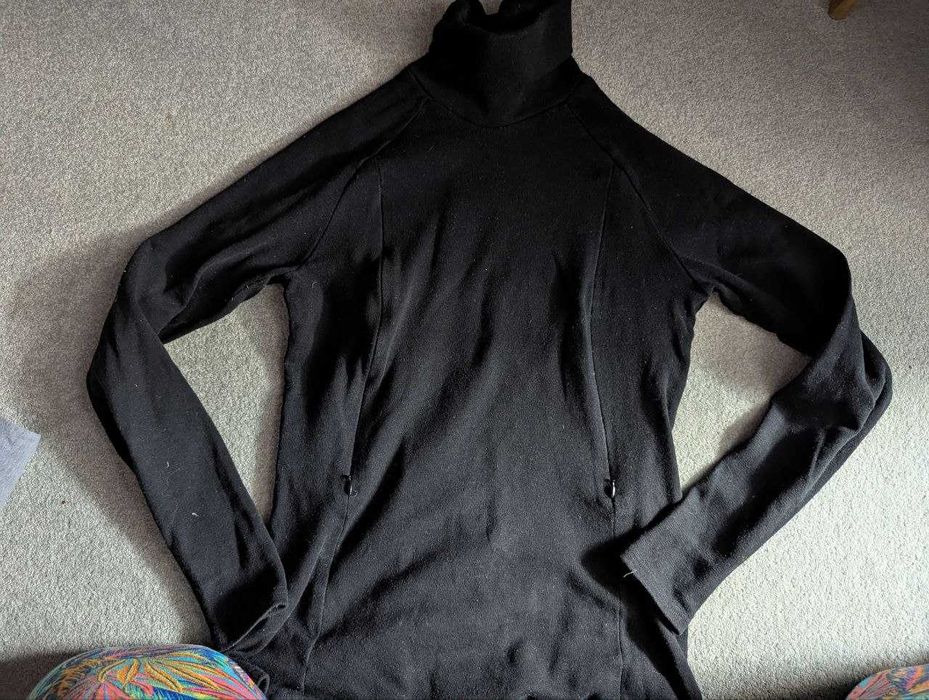 Тепла трикотажна водолазка для годування