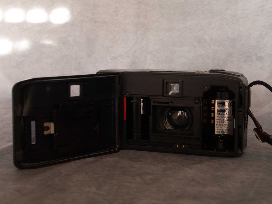 Yashica T3 - Lente Carl Zeiss 3.5