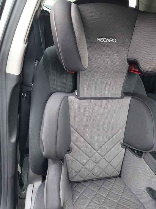 Fotelik samochodowy RECARO