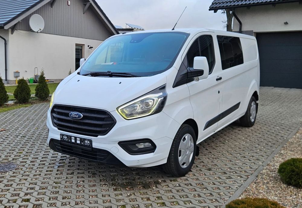 Ford Transit Custom 2.0d 170KM L2 Long 6 osobowy brygadówka bogate wyposażenie