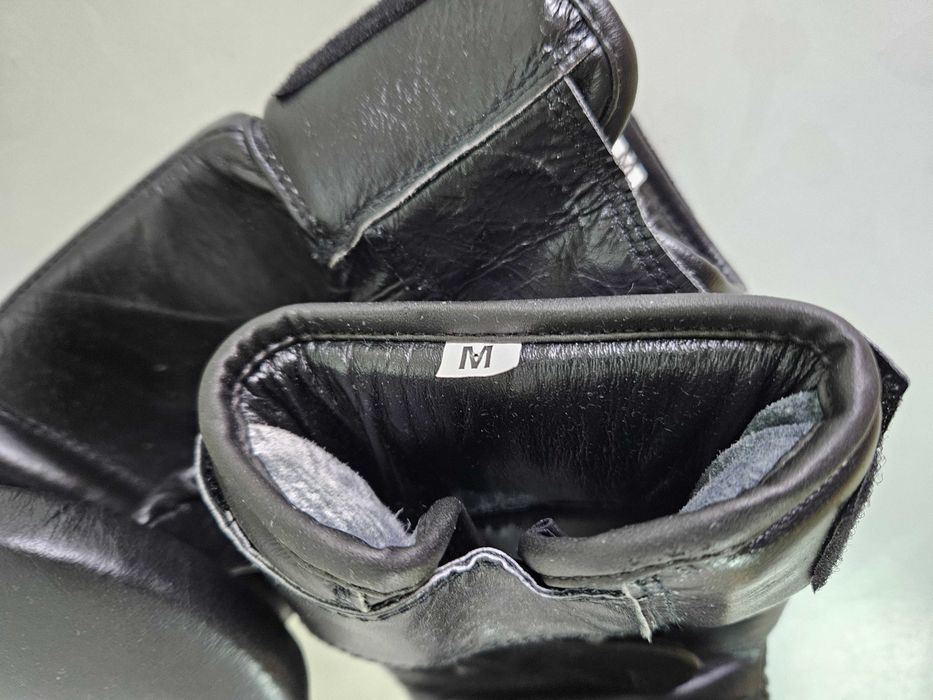 НОВЫЕ Кожаные боксерские перчатки битки Gapo и кистевые бинты Roomaif