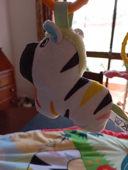 Tapete atividades bebé