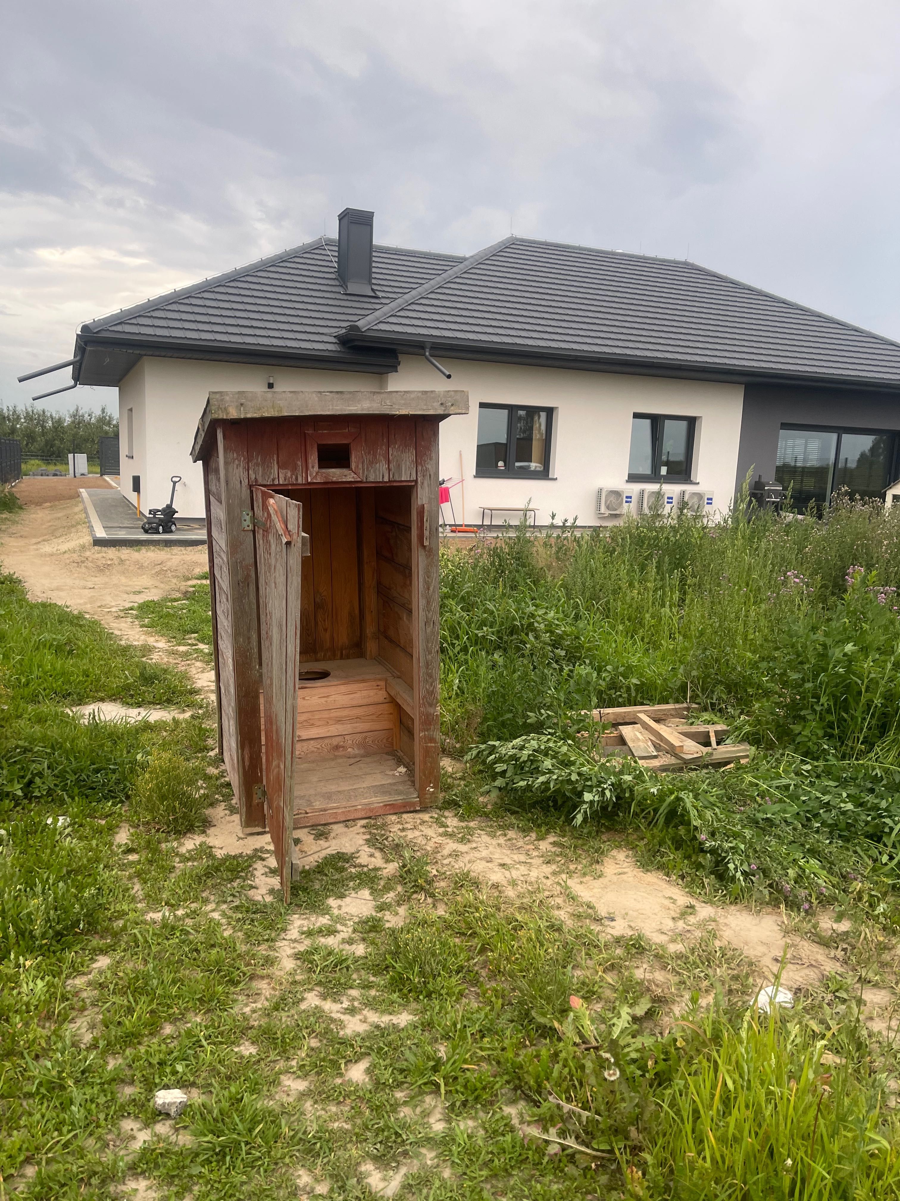 WC na budowę lub działkę