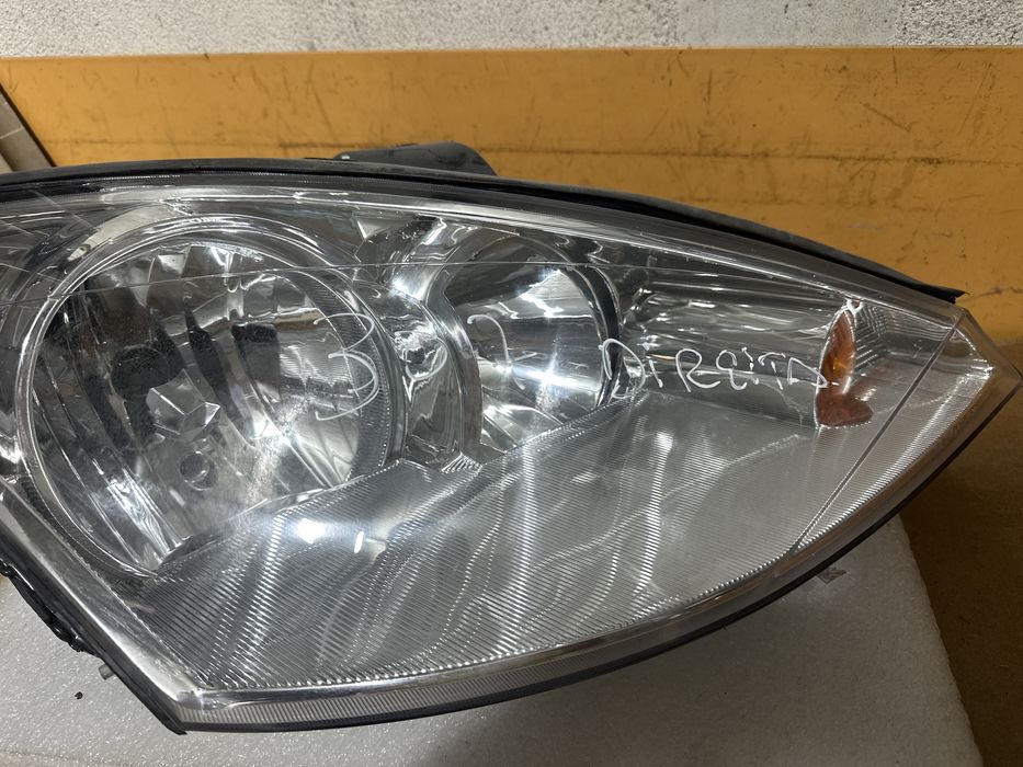 Optica frente peugeot 307 direita