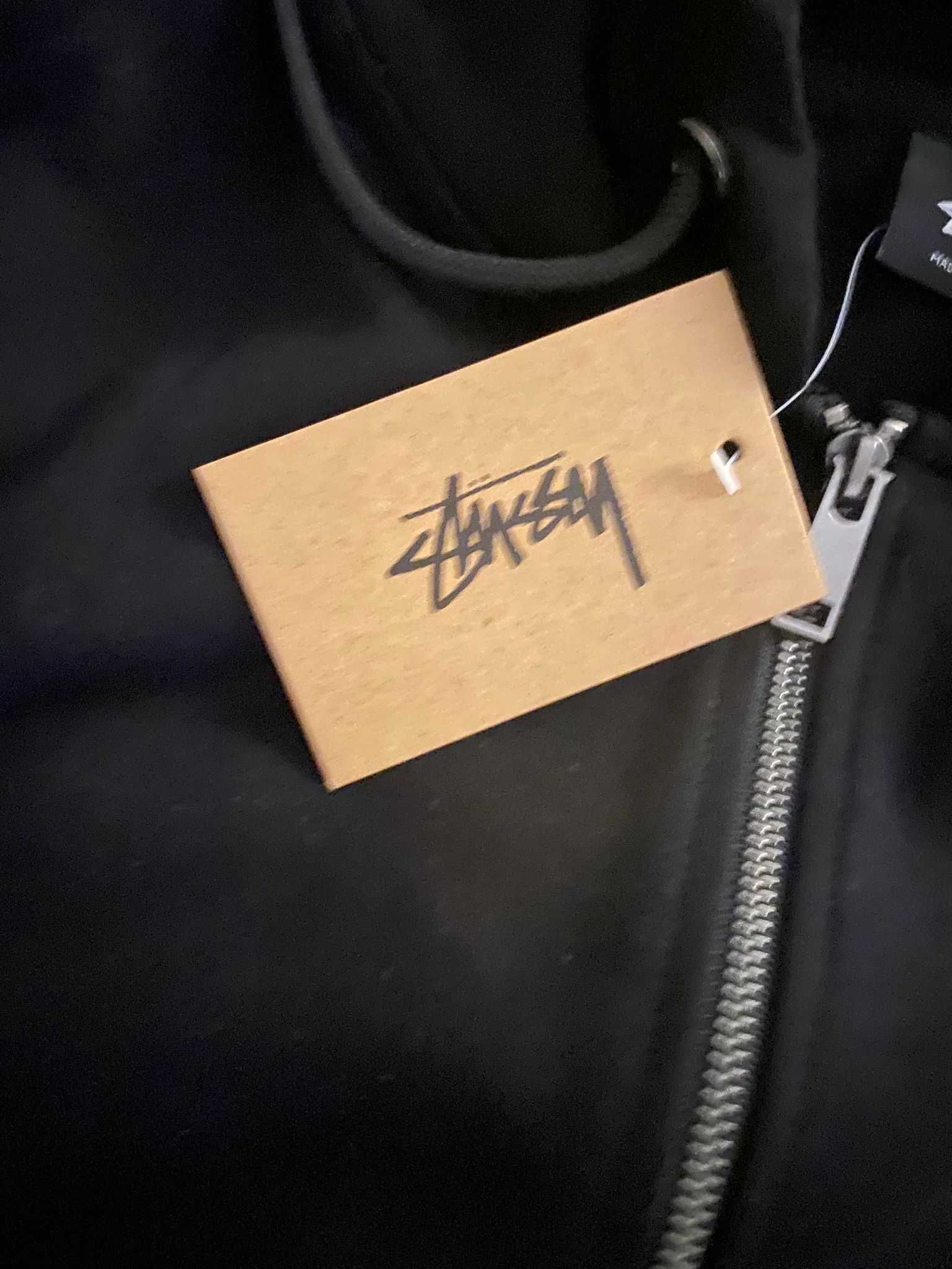 zip up preto da stussy