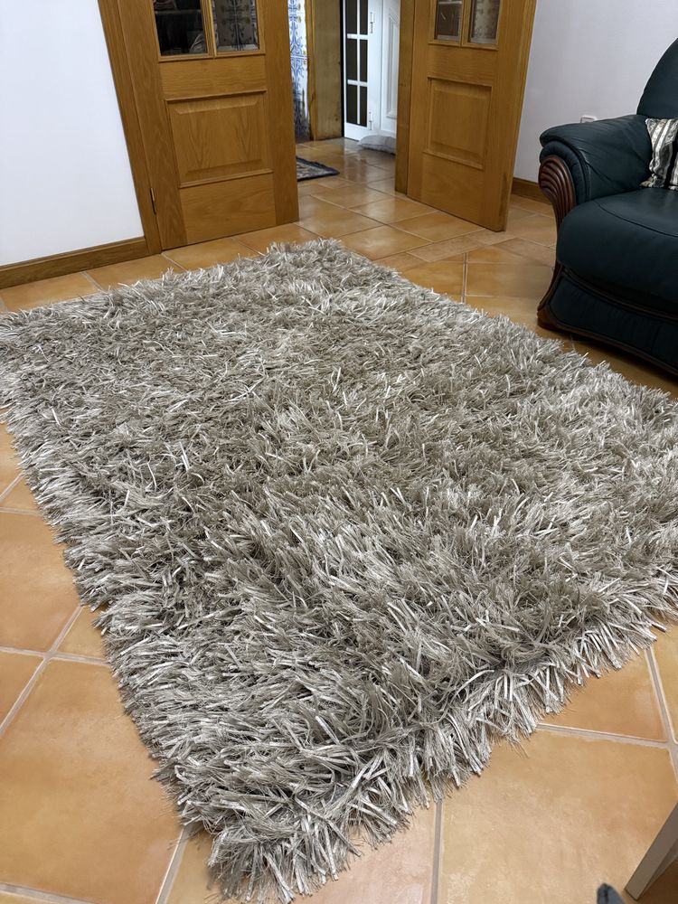 Carpetes 200x140 e 150x75