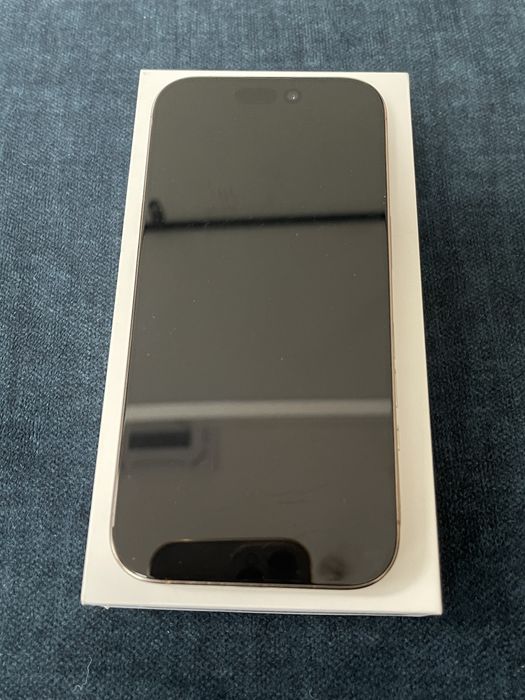 Iphone 16 pro 256gb gwarancja bateria 93%