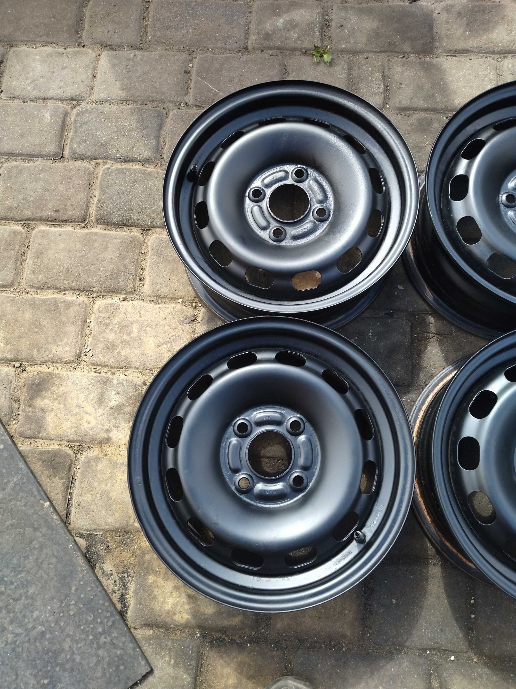 Felgi stalowe Ford Fiesta 5,5Jx14 ET37,5 4x108x63,3