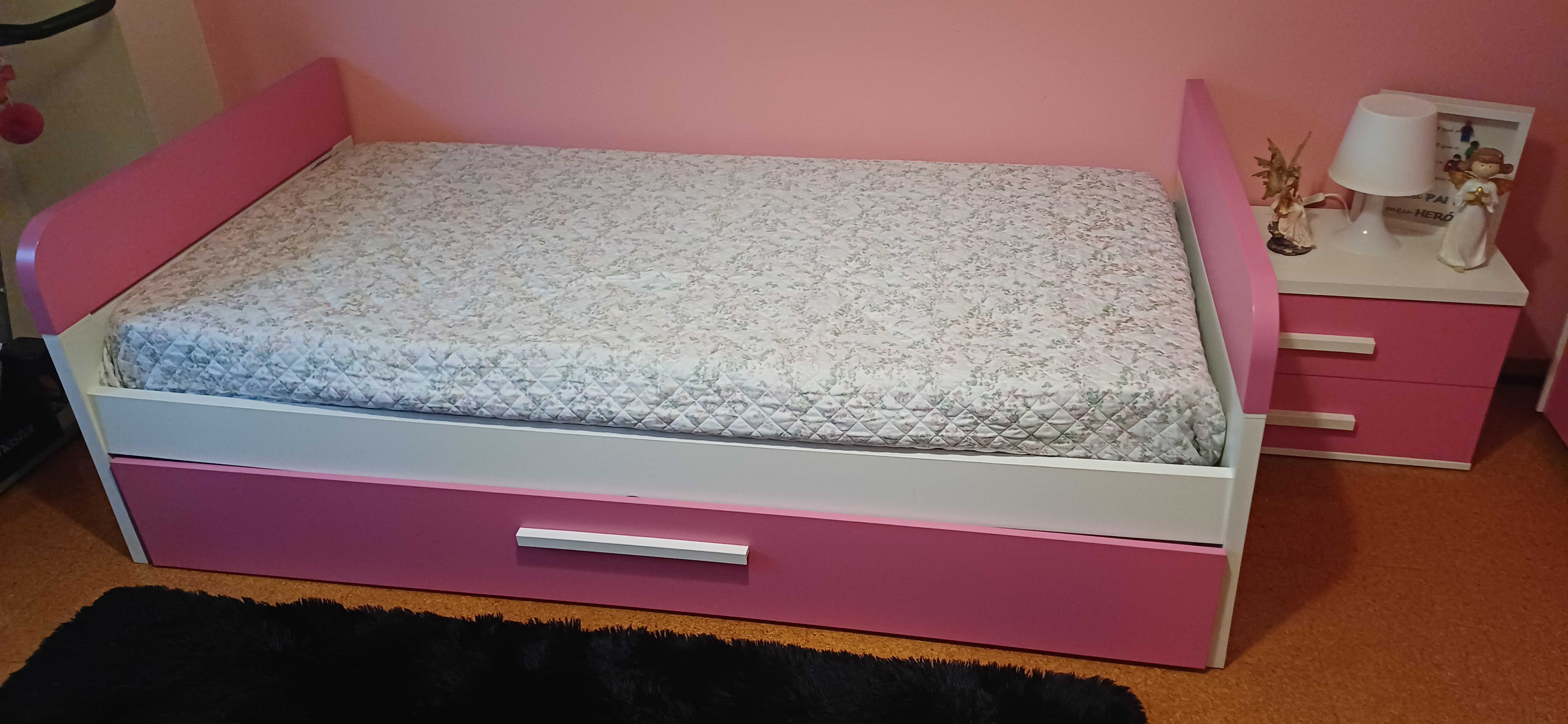 Cama de gaveta (como nova )+ mesa de cabeceira