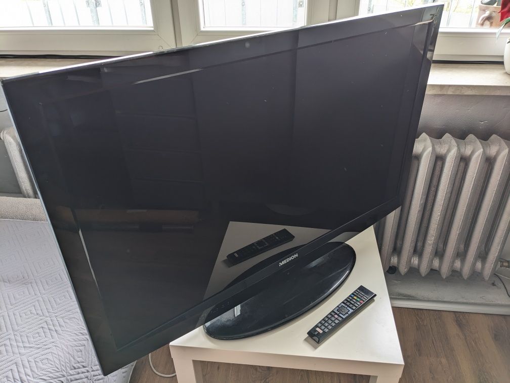 Telewizor 42" Medion MD 30566 uszkodzona płyta główna, MATRYCA OK