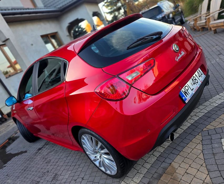 Alfa Romeo Giulietta 1.4TB 170km navi klima skóra