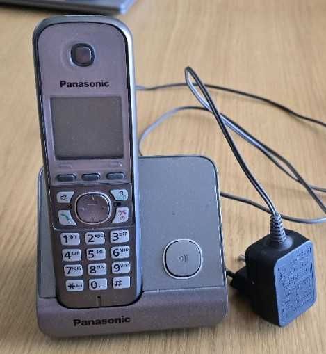 Telefon stacjonarny ZESTAW Panasonic KX-TG6711PD & PNLC1030