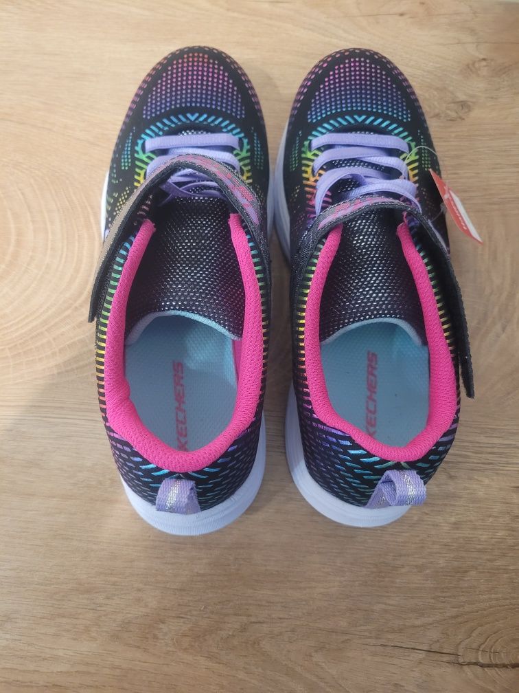 NOWE Skechers adidasy/sneakersy r. 36 wkładka 23 cm świecące S-Lights