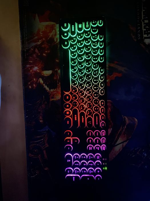 Клавіатура з підсвіткою