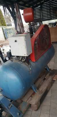 Kompresor 2tłokowy  5.5 kw 380v.500 L