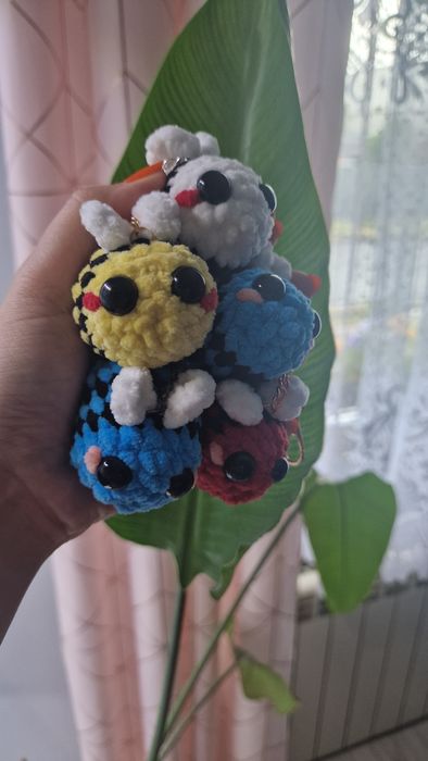 Brelok na szydełku, pszczółka handmade