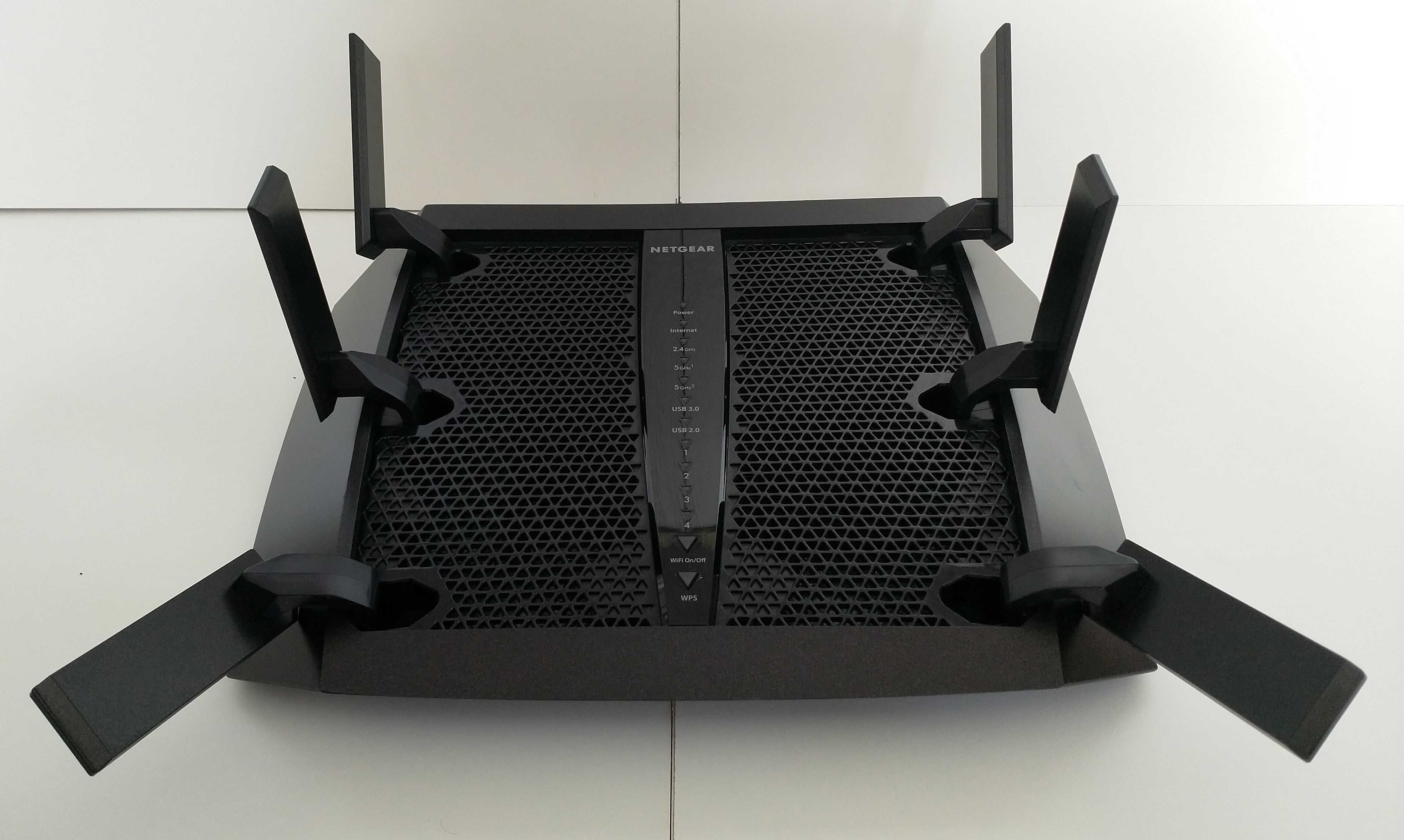 NETGEAR Nighthawk® X6 R8000 AC3200 WiFi роутер