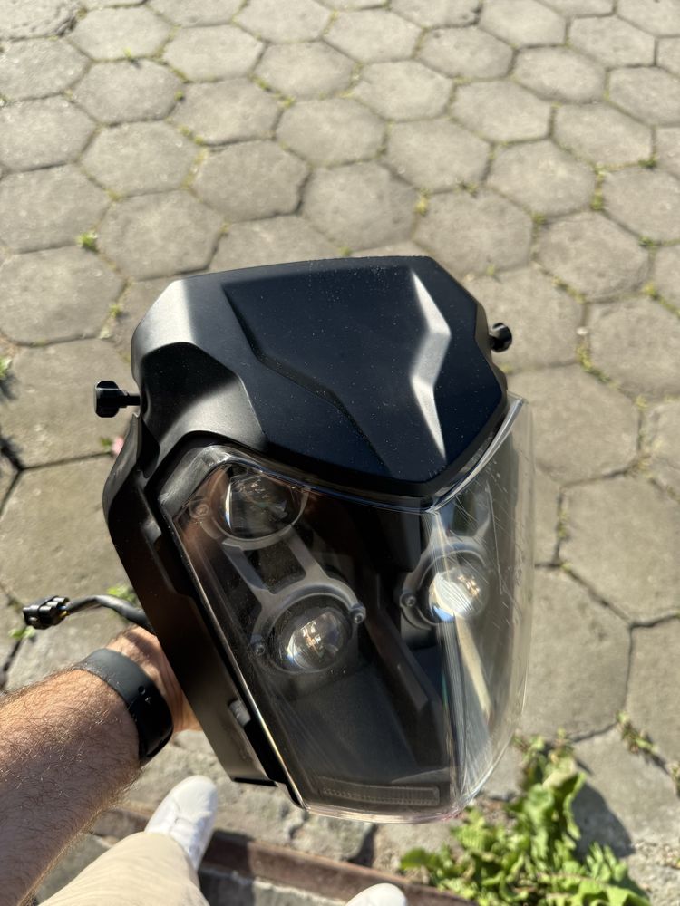Reflektor lampa yamaha tenere 700
